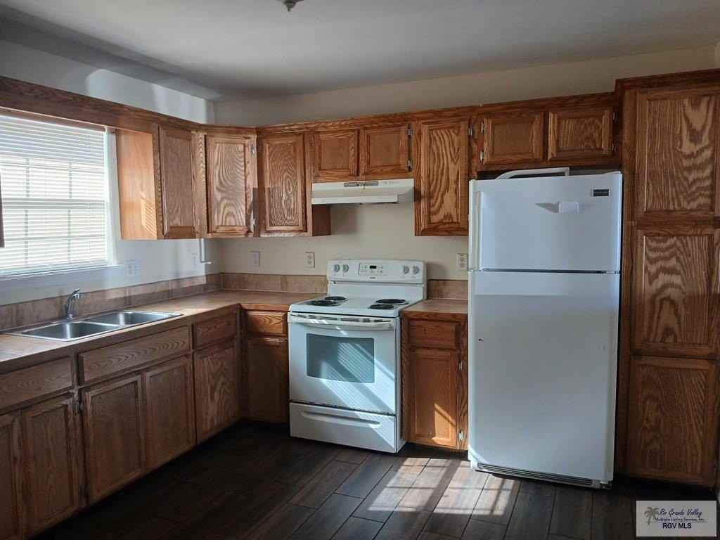 701 Sonesta Dr Apt 3 - Photo 7 of 12