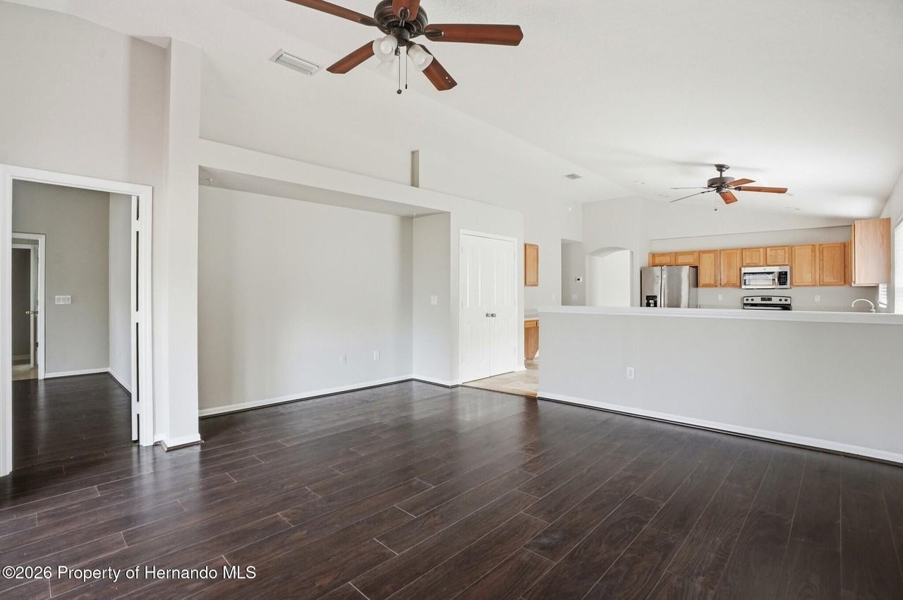 3816 Beaumont Loop - Photo 4 of 44