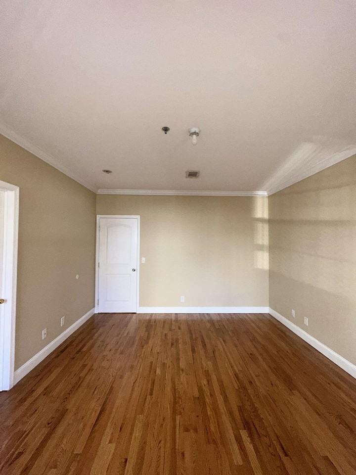 272 St Pauls Ave #1 - Photo 3 of 22