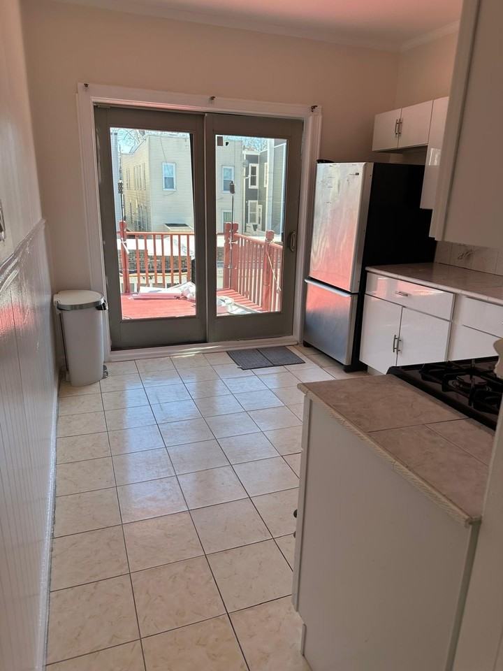 268 Columbia Ave #2 - Photo 2 of 14