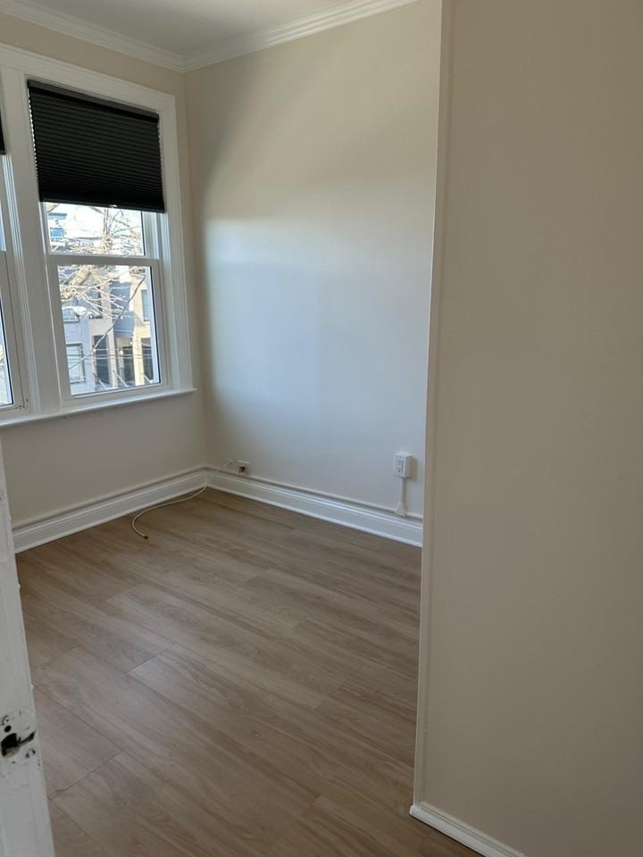 268 Columbia Ave #2 - Photo 4 of 14