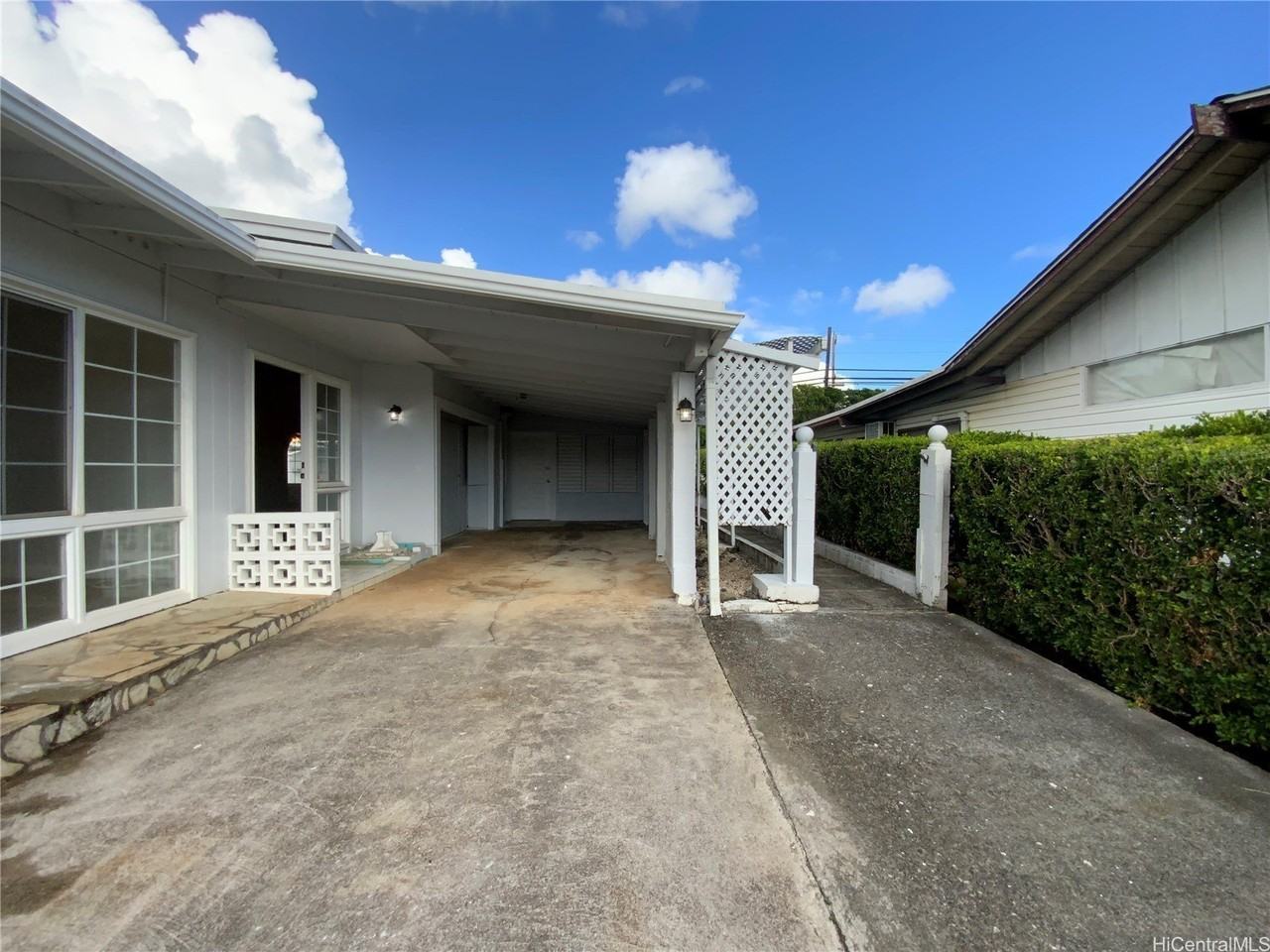 1250 Ulupuni St - Photo 3 of 22