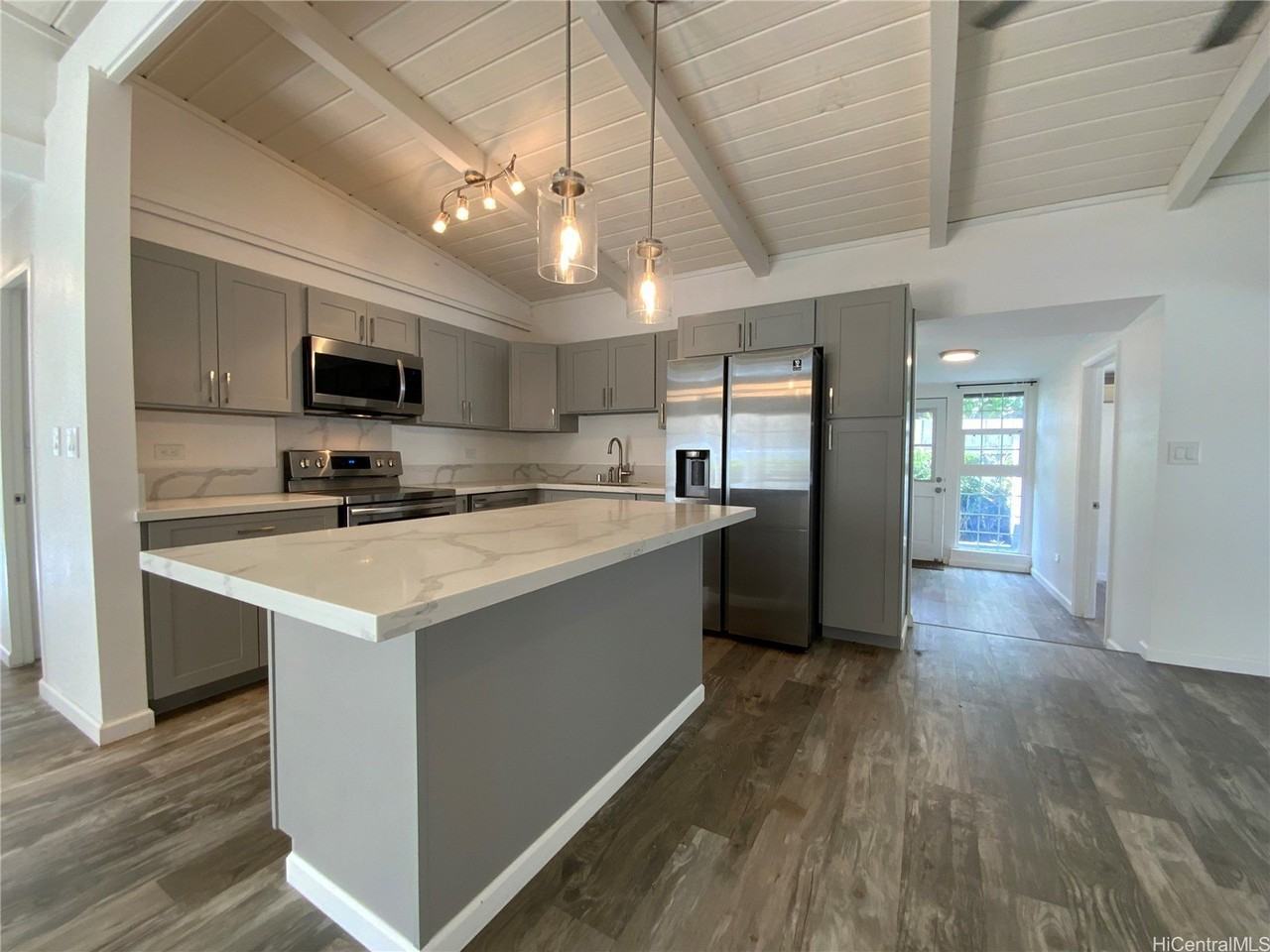 1250 Ulupuni St - Photo 5 of 22