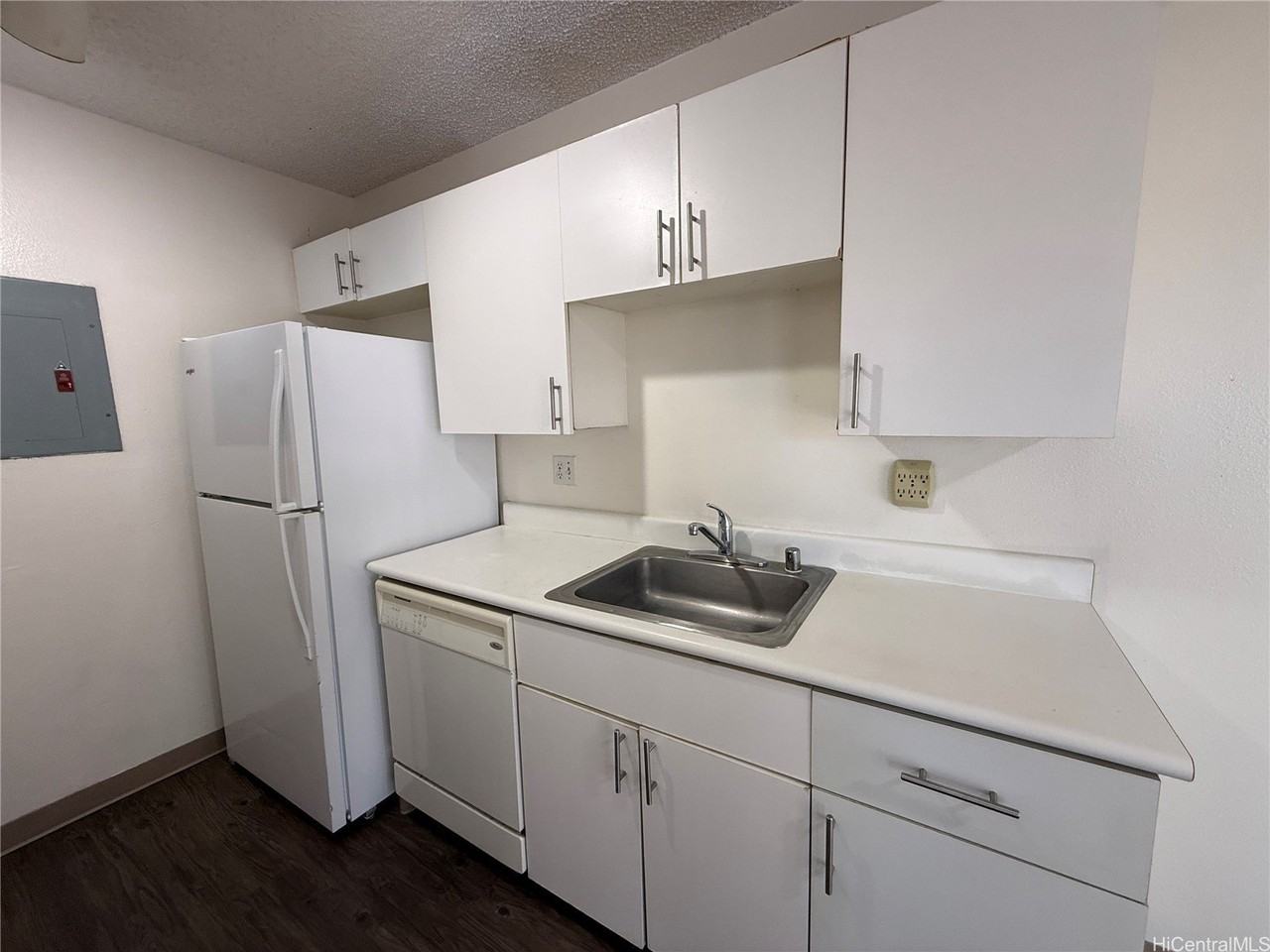 91-1299 Puamaeole St Apt 36d - Photo 3 of 21