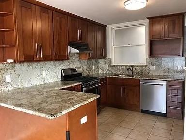 4067 Mission St #4067 - Photo 4 of 7