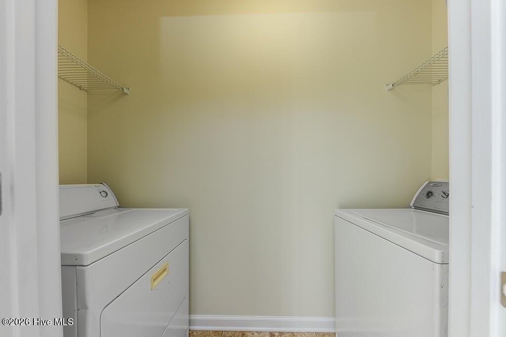 205 Grove Ln - Photo 6 of 13