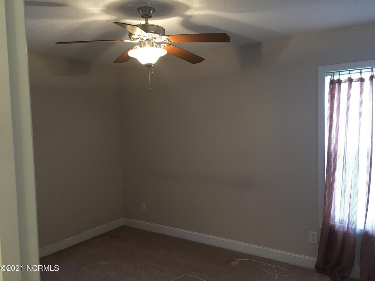 333 Olive Branch Blvd - Photo 3 of 15