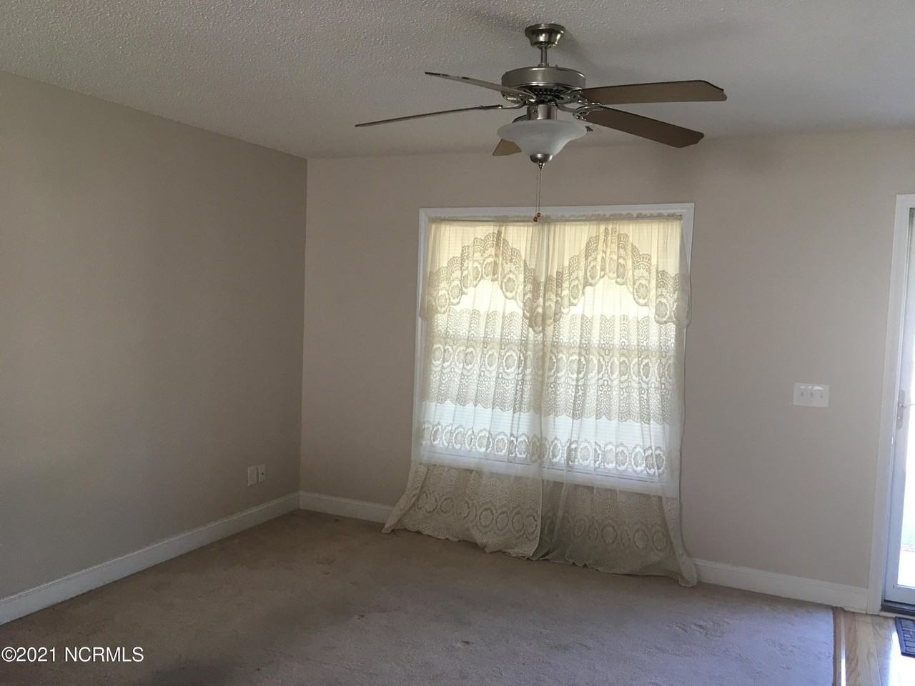 333 Olive Branch Blvd - Photo 6 of 15