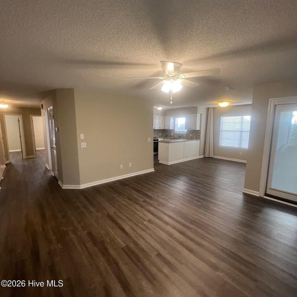 3007 Mulberry Ln Unit A - Photo 3 of 14