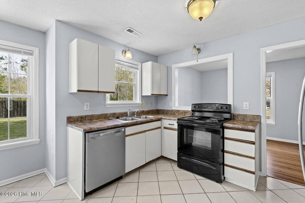 217 Mahogany Dr - Photo 7 of 24