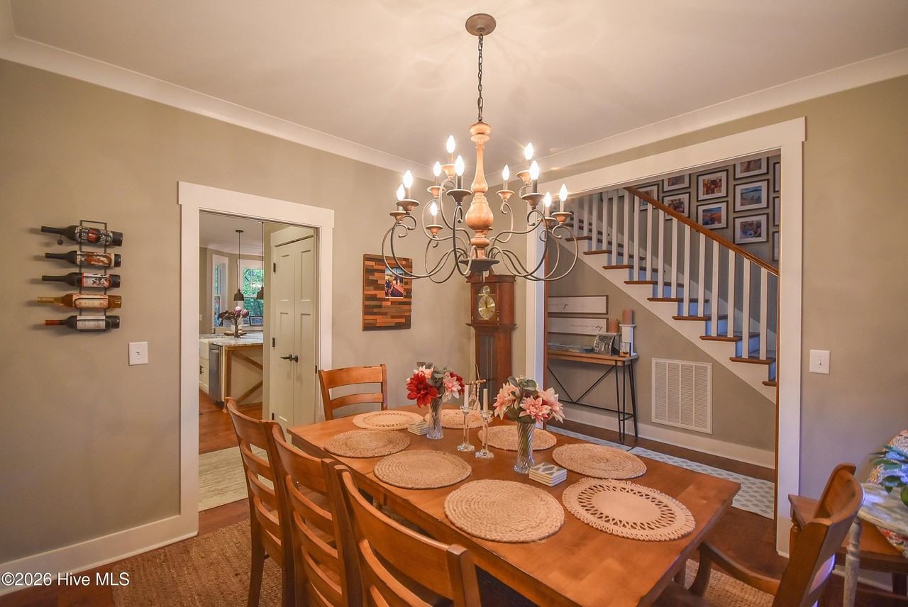 6 Starlit Ct - Photo 5 of 28