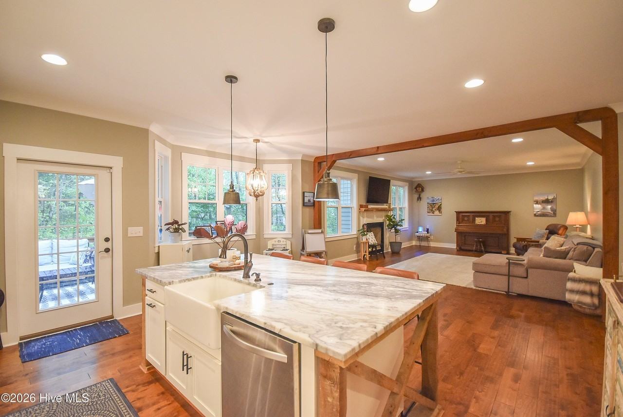 6 Starlit Ct - Photo 7 of 28