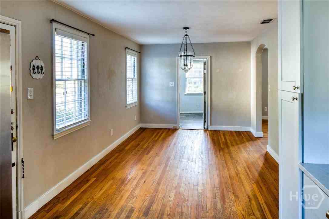 2201 E 41st St - Photo 7 of 13