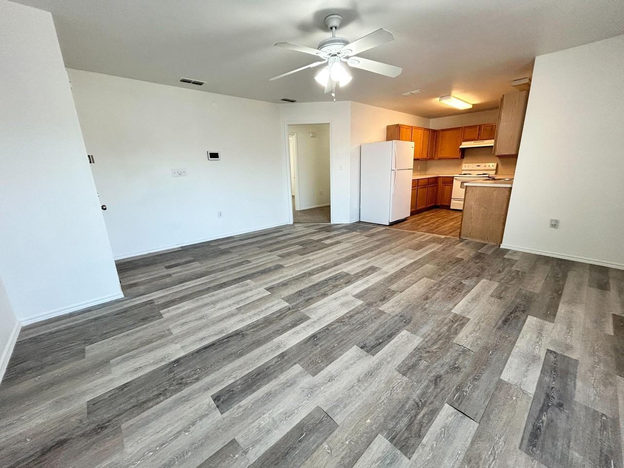 1112 82nd St #B - Photo 3 of 12