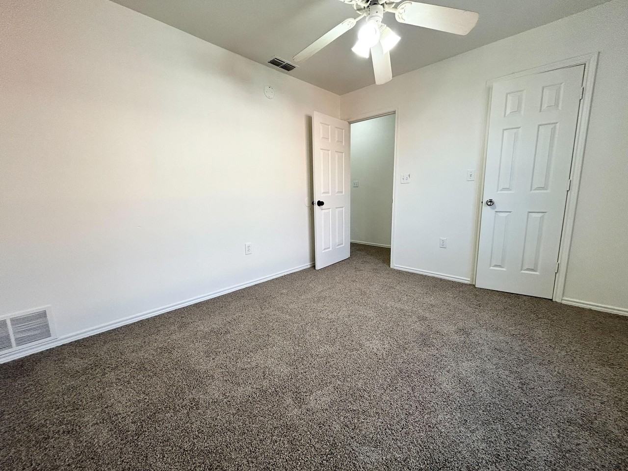 1112 82nd St #B - Photo 7 of 12