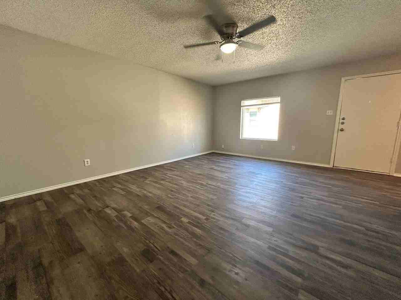9603 Elmwood Ave #B - Photo 4 of 9