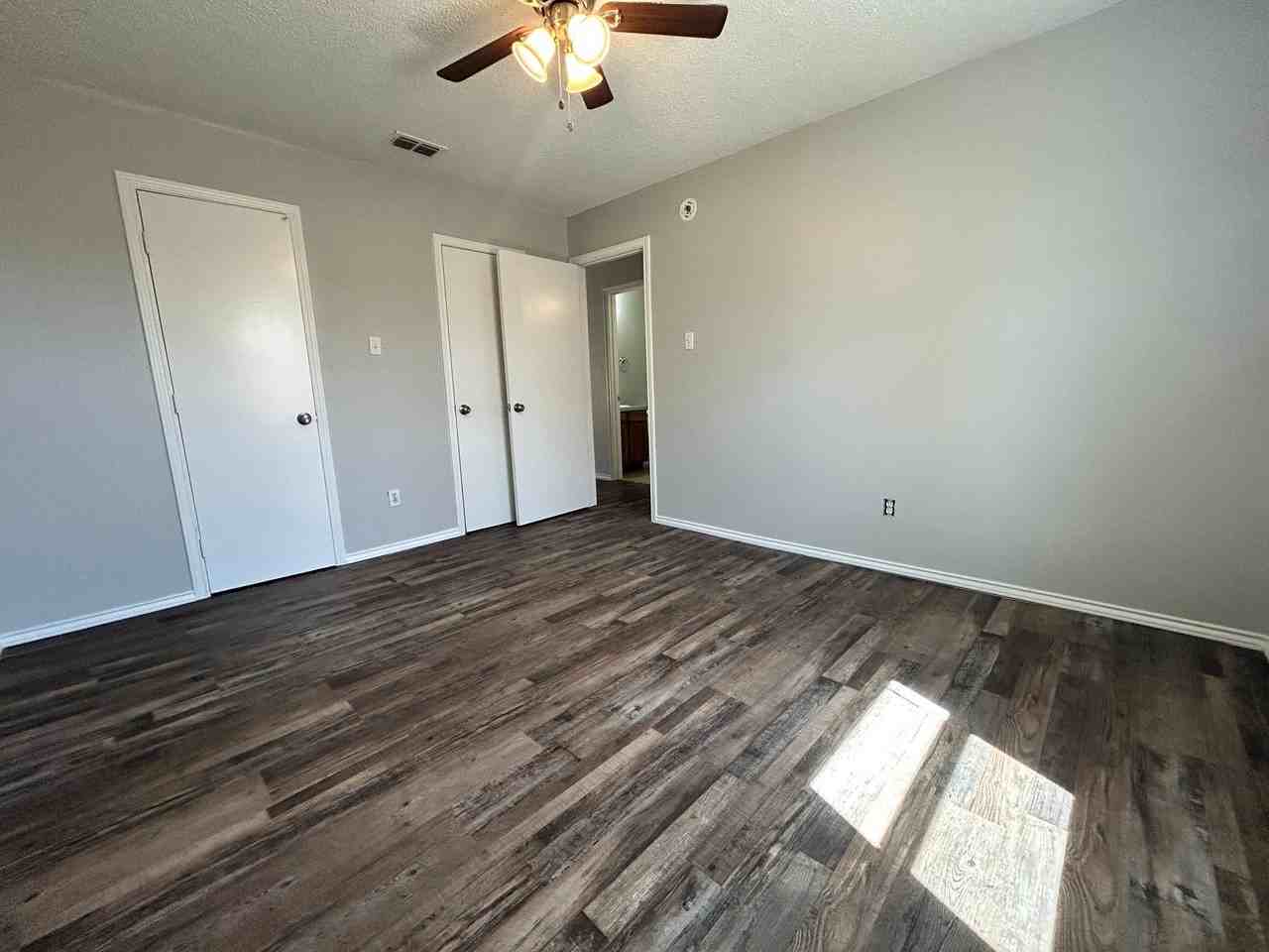 9603 Elmwood Ave #B - Photo 7 of 9