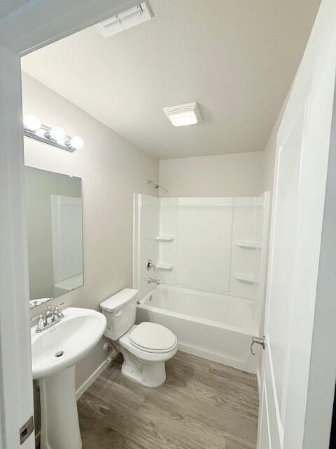 9702 Trenton Ave - Photo 3 of 7