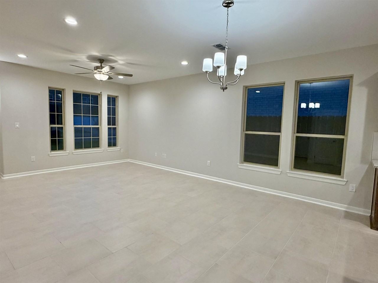 1427 Key Deer Dr - Photo 6 of 10