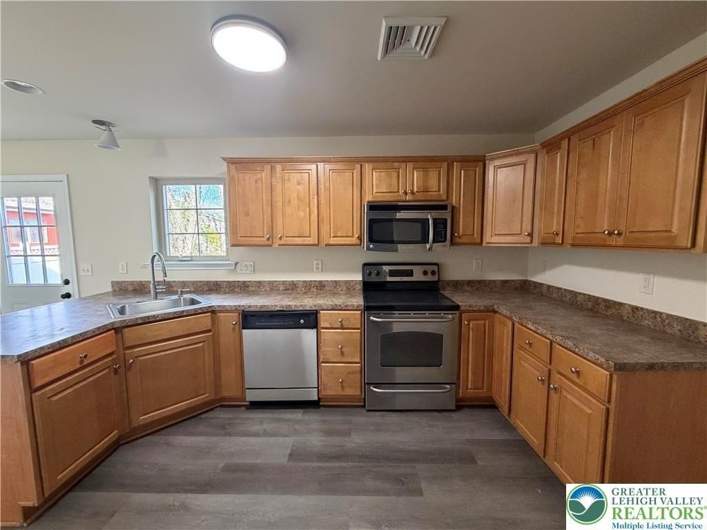 1507 Tweed Ave - Photo 7 of 17