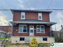 featured image of 2396 Washington Ave