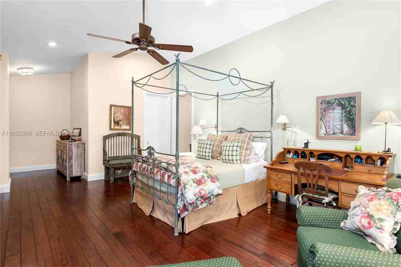 7400 Sw 47th Ct - Photo 7 of 17