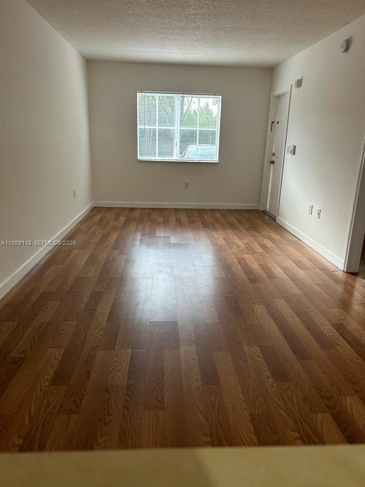 2731 Se 12th Rd #105 - Photo 6 of 17
