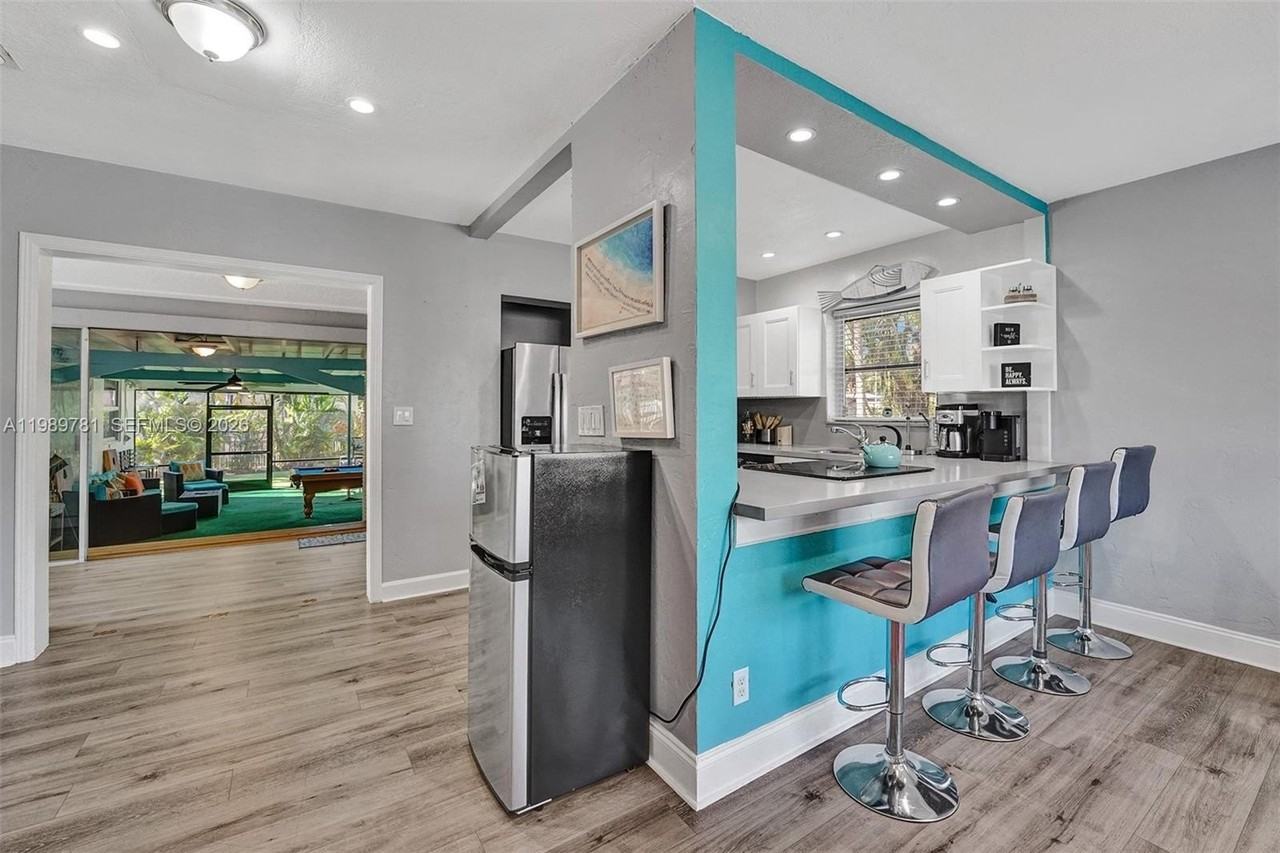 529 Nw 8th St - Photo 5 of 50