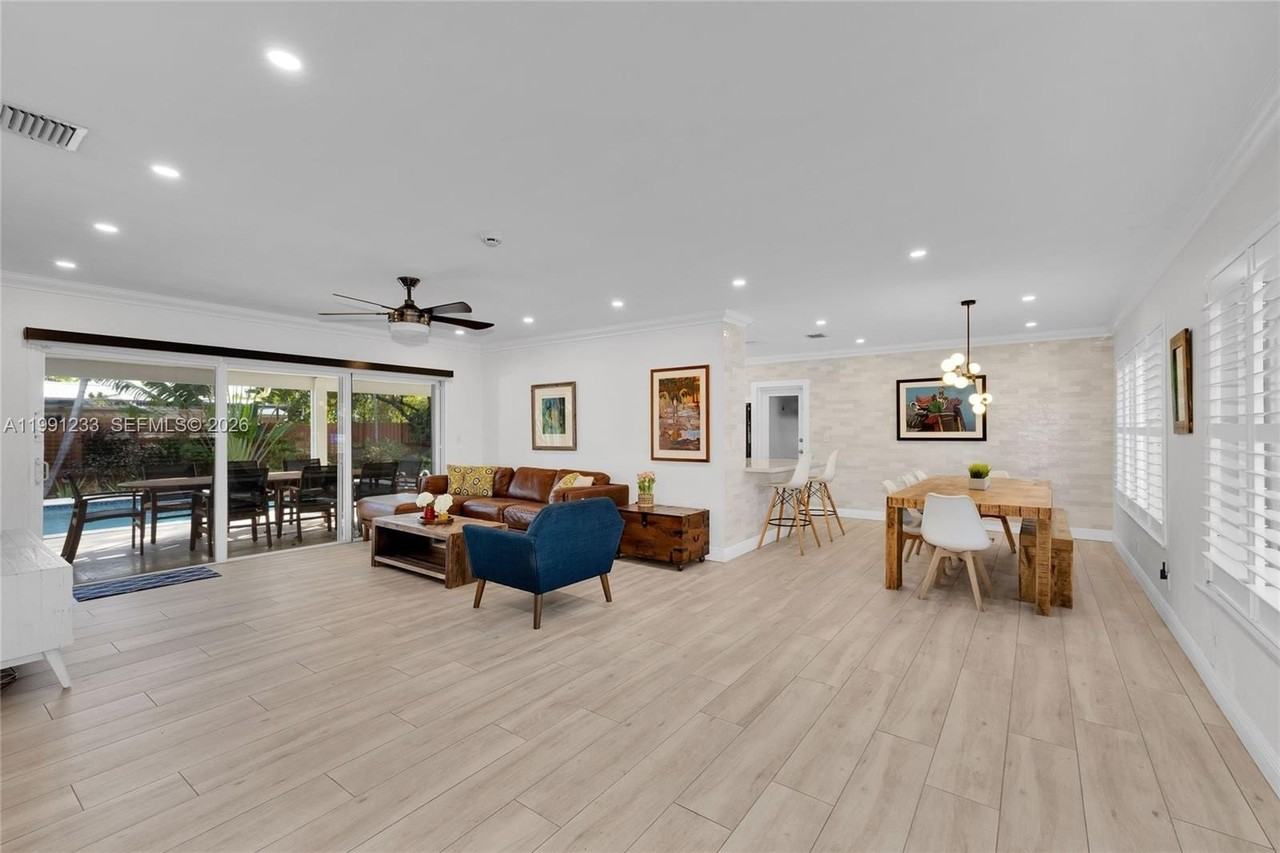 6440 Sw 63rd Ter #0 - Photo 2 of 20