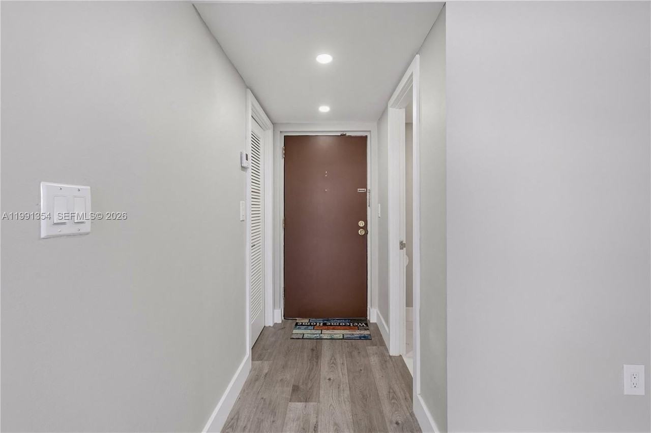 300 Nw 42nd Ave #409