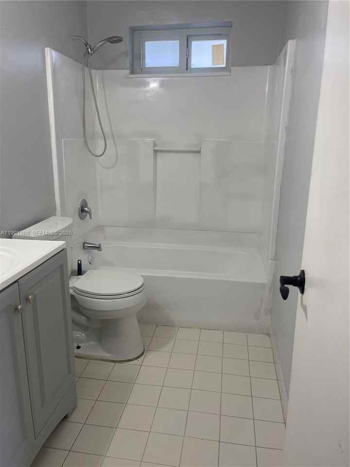 1950 Sw 68th Way #0 - Photo 6 of 6