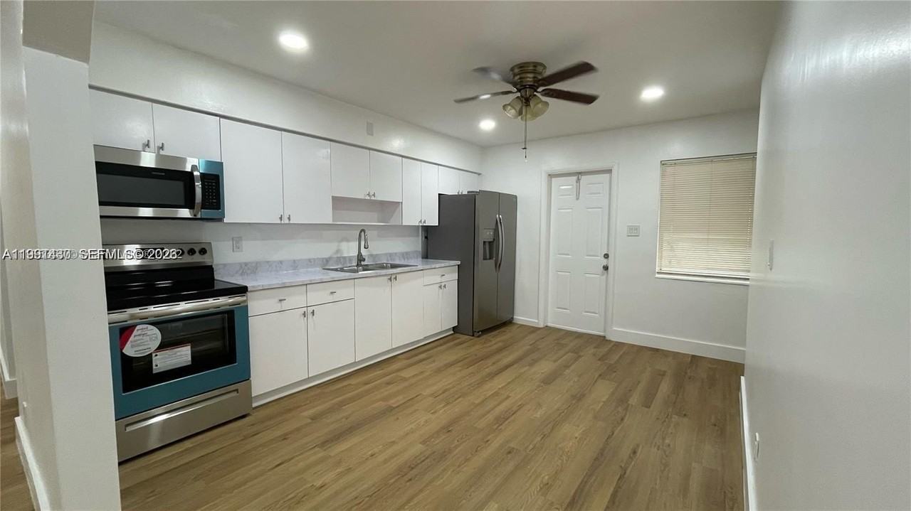 604 Glenn Pkwy - Photo 2 of 6