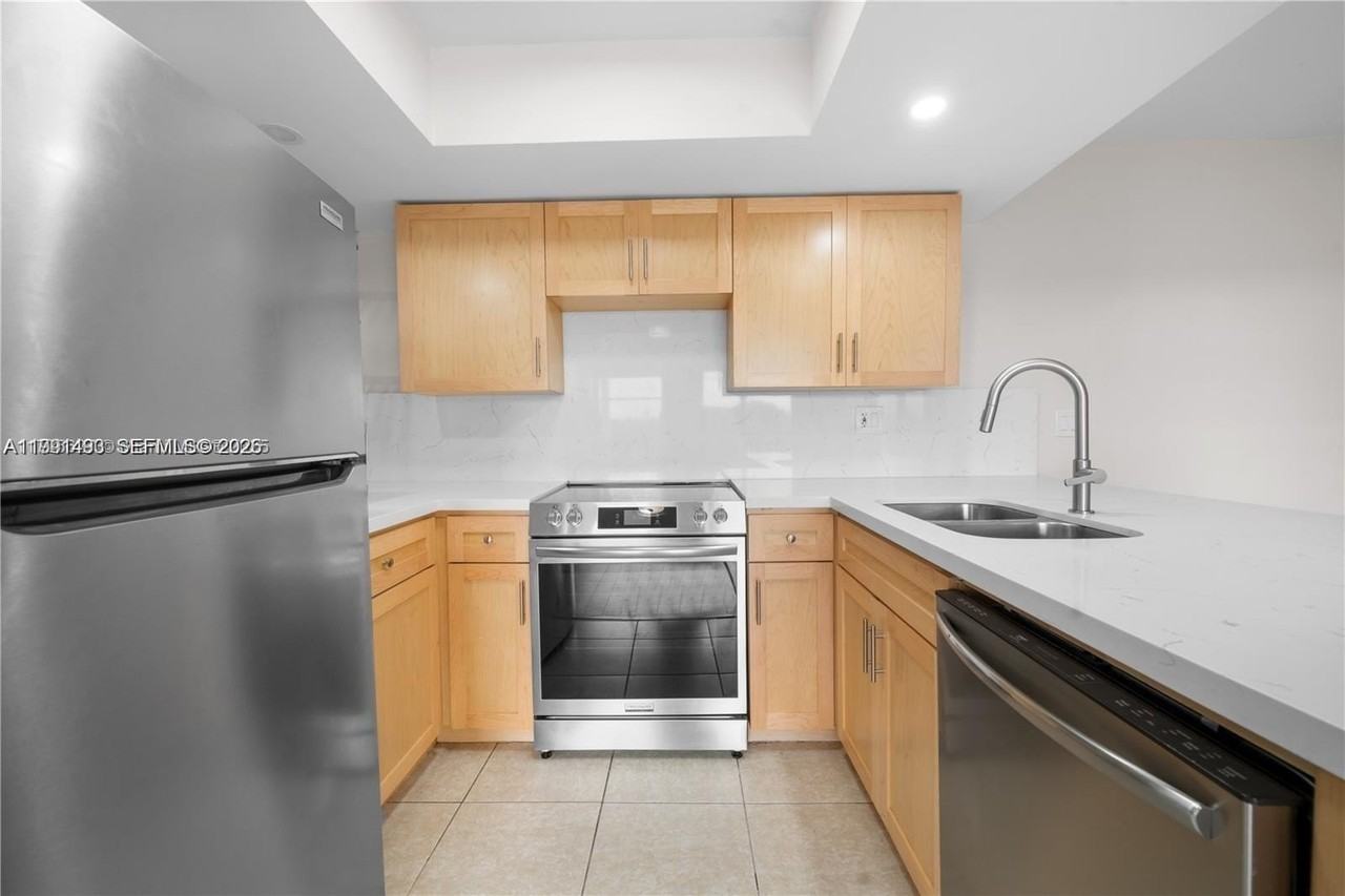 8830 Sw 123rd Ct #I407 - Photo 6 of 20