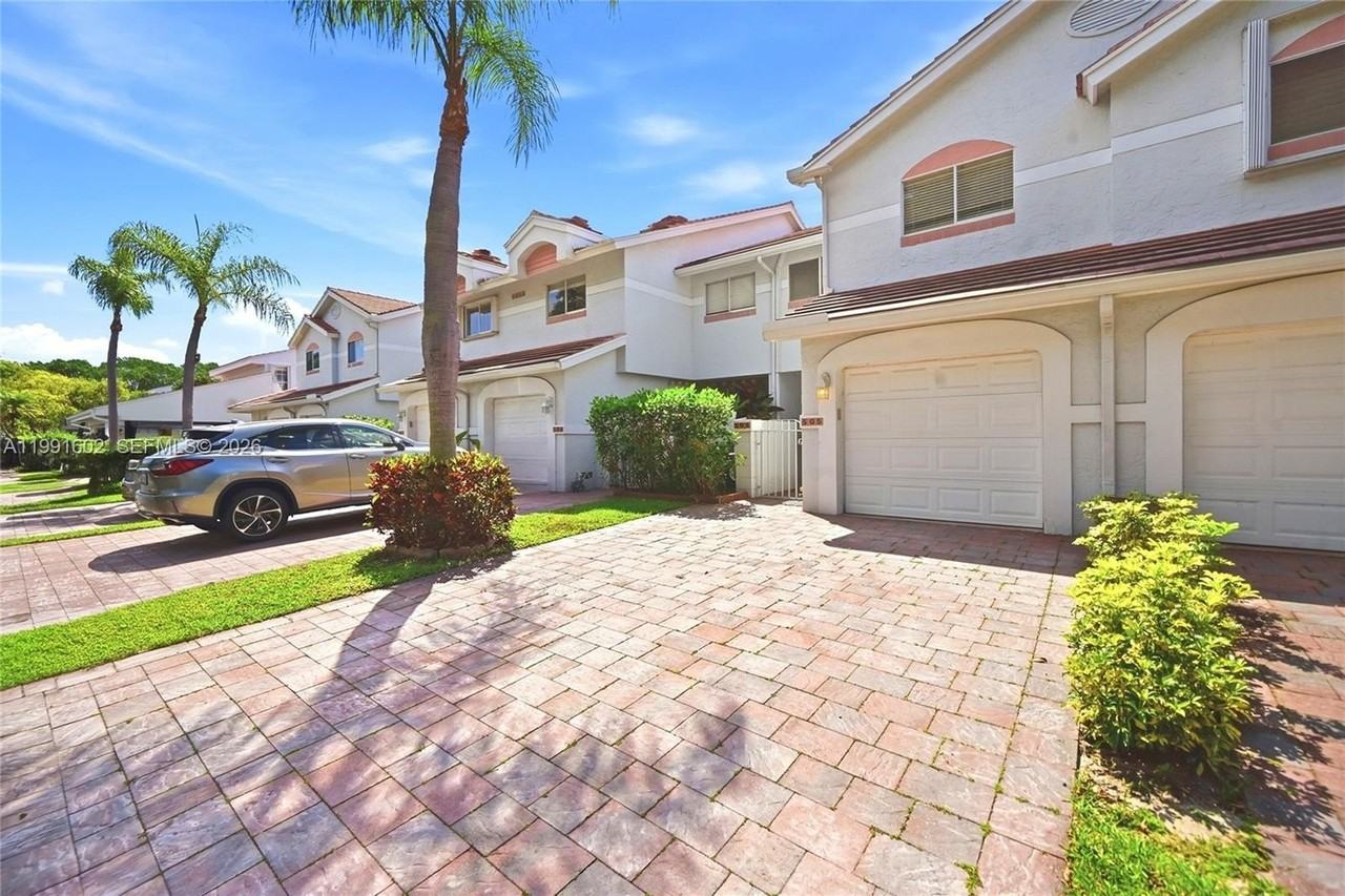 6215 Old Court Rd #505 - Photo 2 of 36