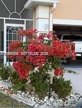 822 Nw Sorrento Ln #SFH - Photo 2 of 15