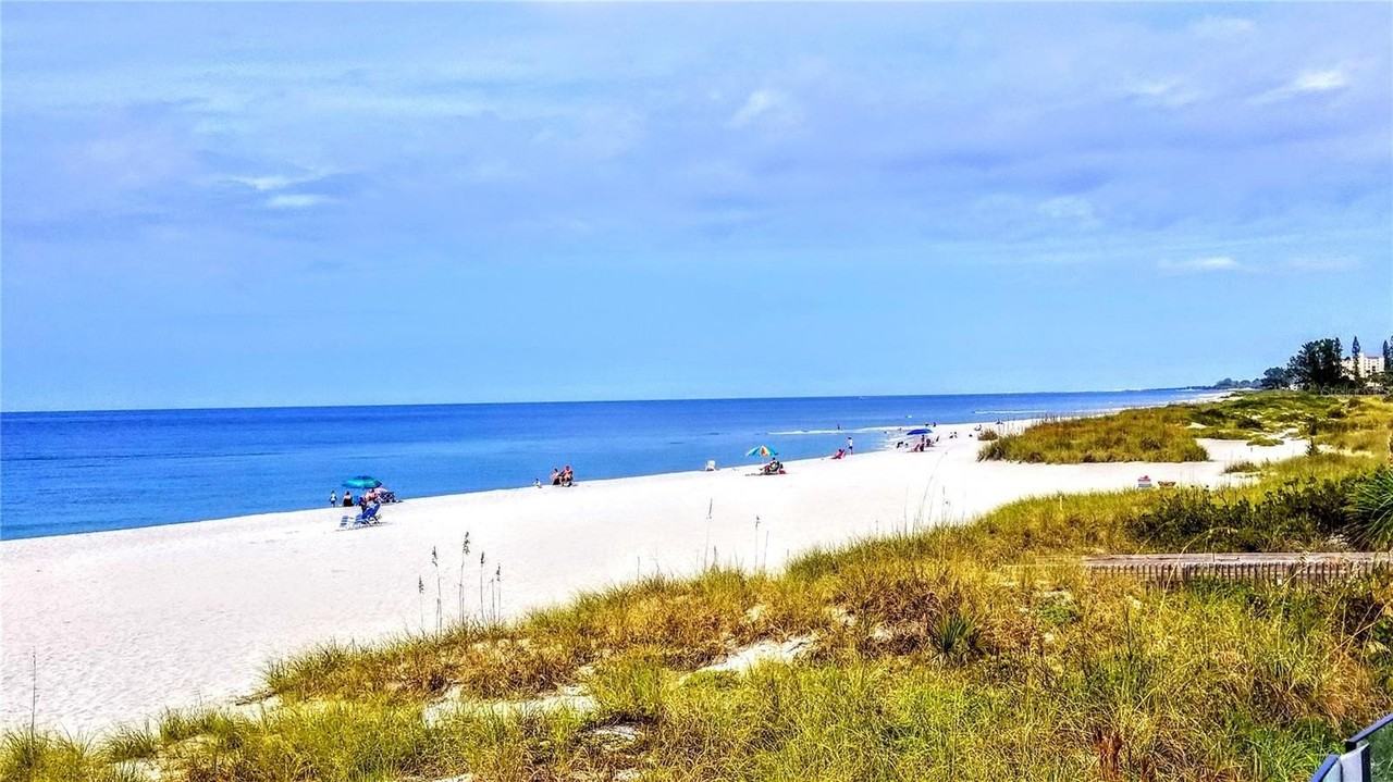 1965 Forked Creek Dr - Photo 2 of 29