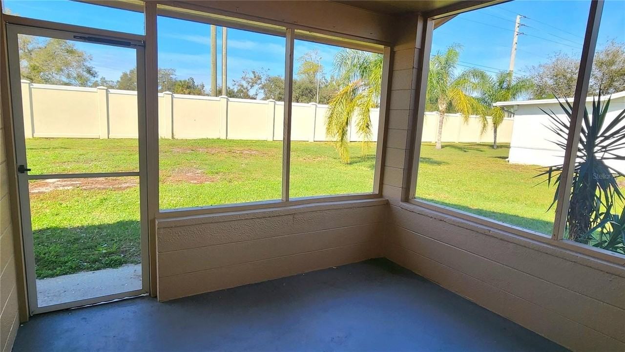 1965 Forked Creek Dr - Photo 5 of 29