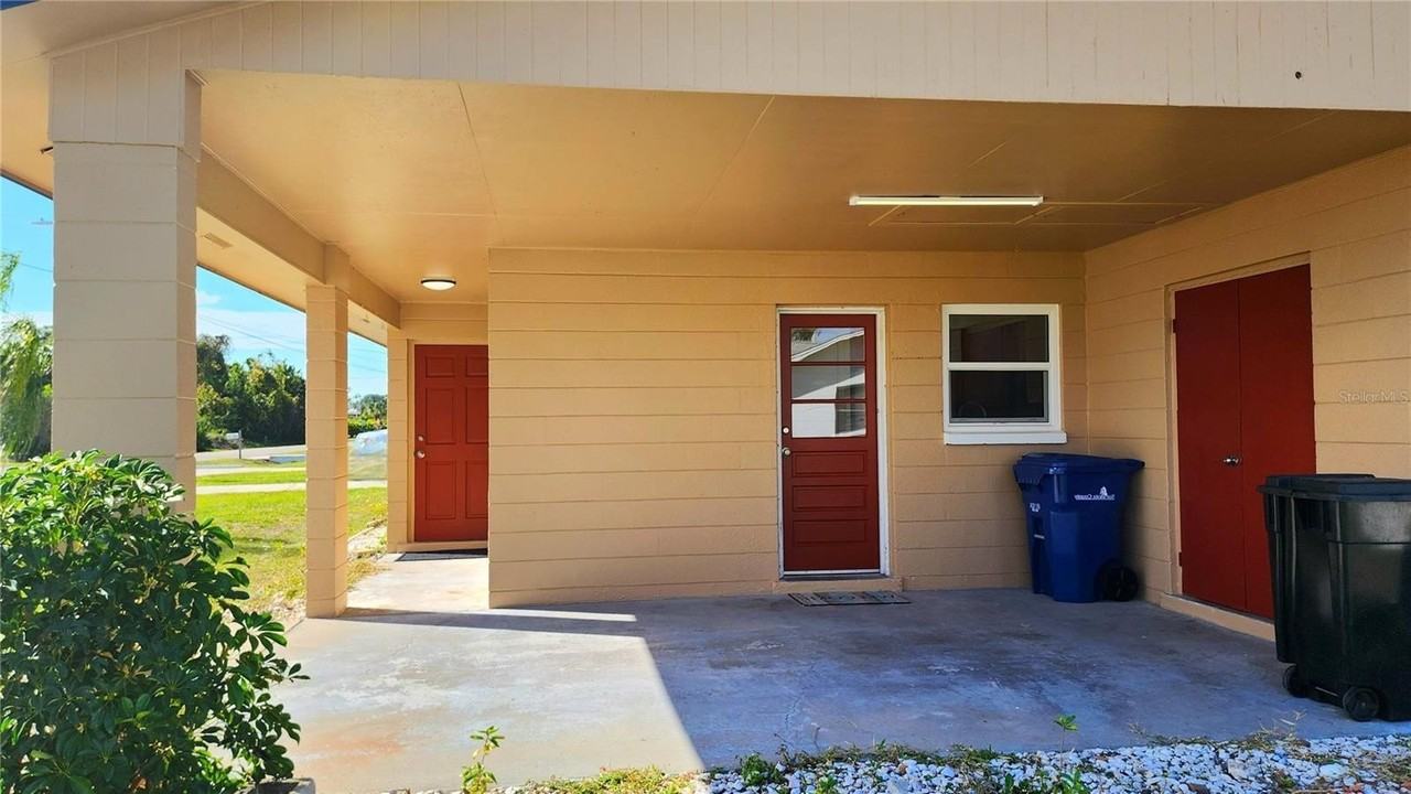 1965 Forked Creek Dr - Photo 7 of 29