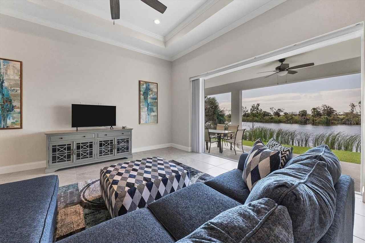 13305 Longville Ave - Photo 4 of 29