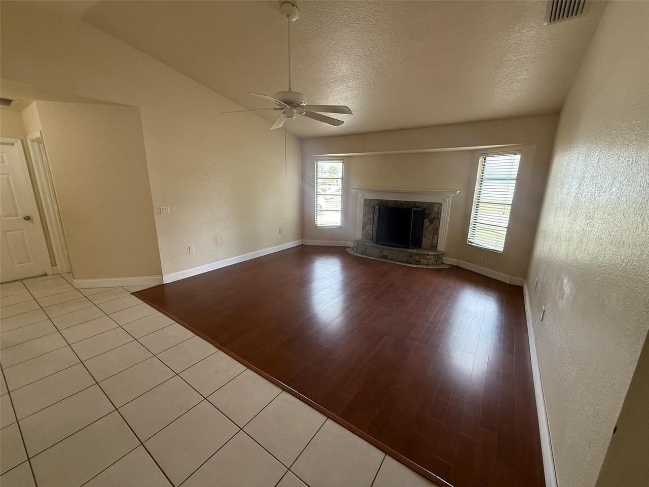 1001 S Wapello St - Photo 7 of 36