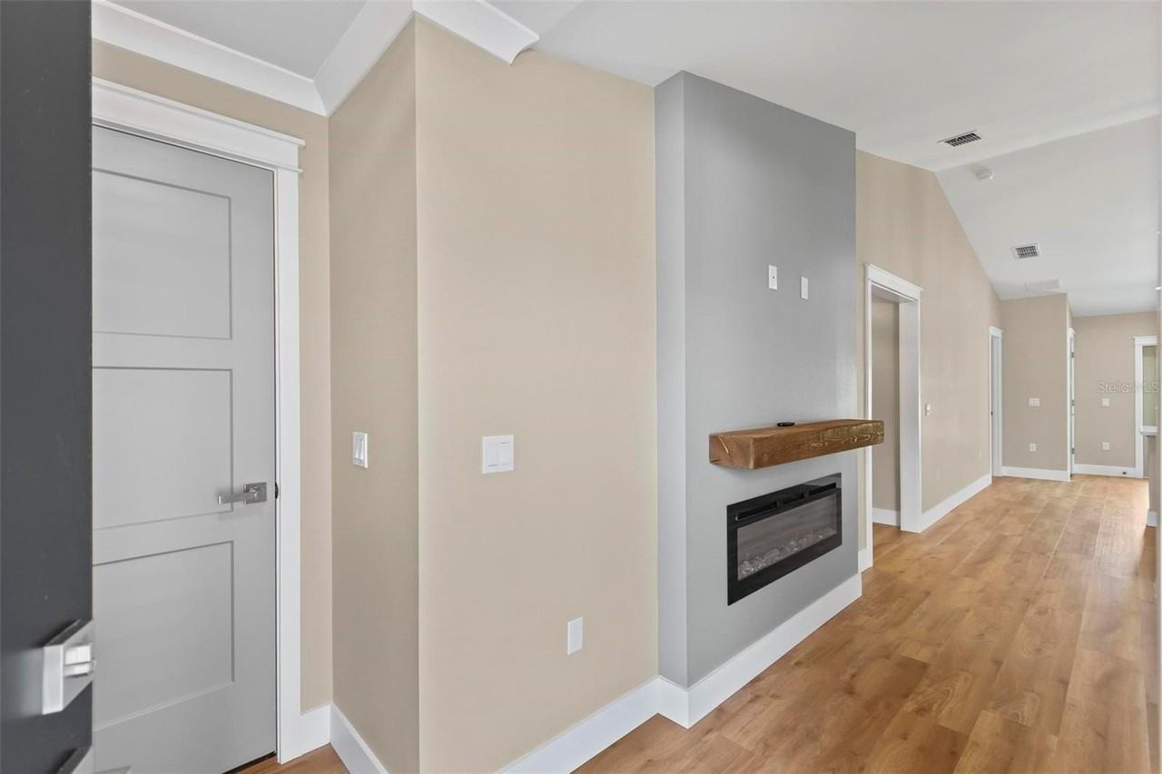 2 Louisburg Ln #A - Photo 5 of 43