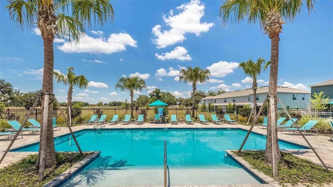 5339 Loblolly Ln - Photo 2 of 11