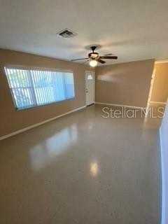 11910 Sunset Dr - Photo 4 of 20