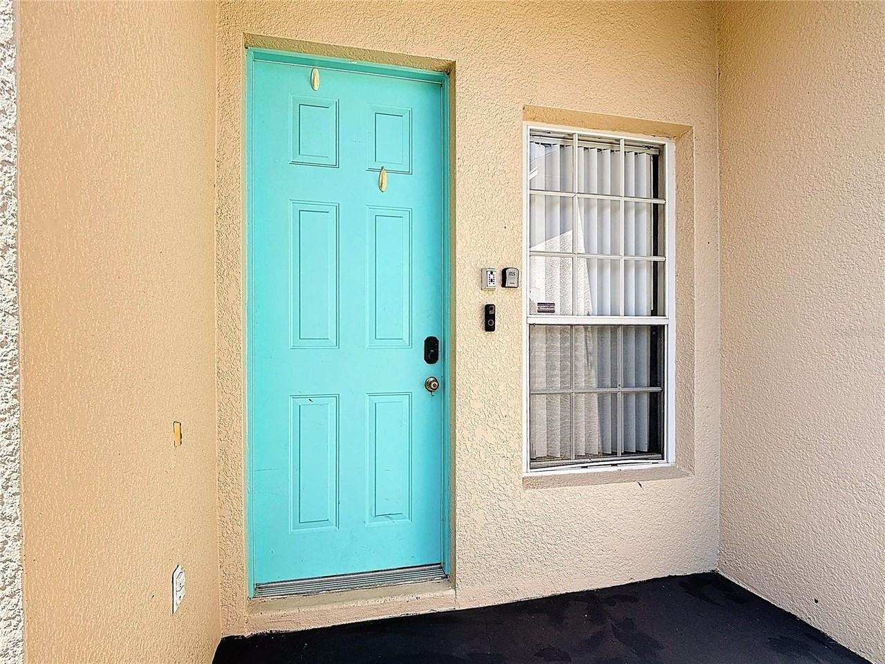 635 Knollwood Dr - Photo 5 of 50