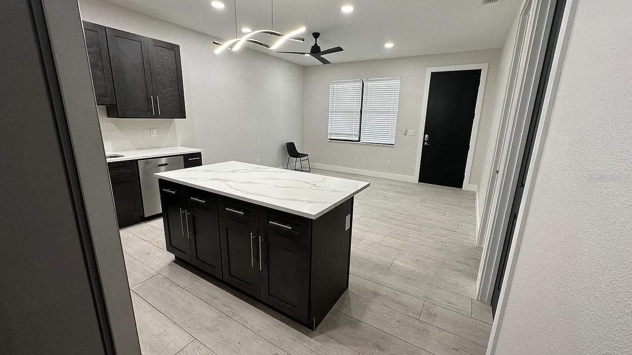 710 Childs Ave #1 - Photo 6 of 24