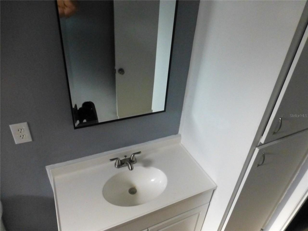 197 Highland Rd #B - Photo 6 of 40