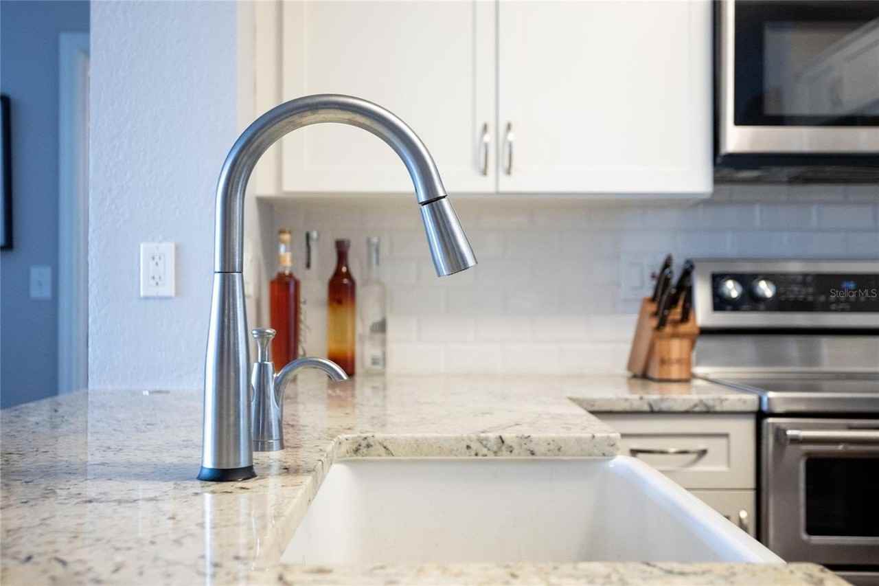 200 4th Ave S #329 - Photo 4 of 22