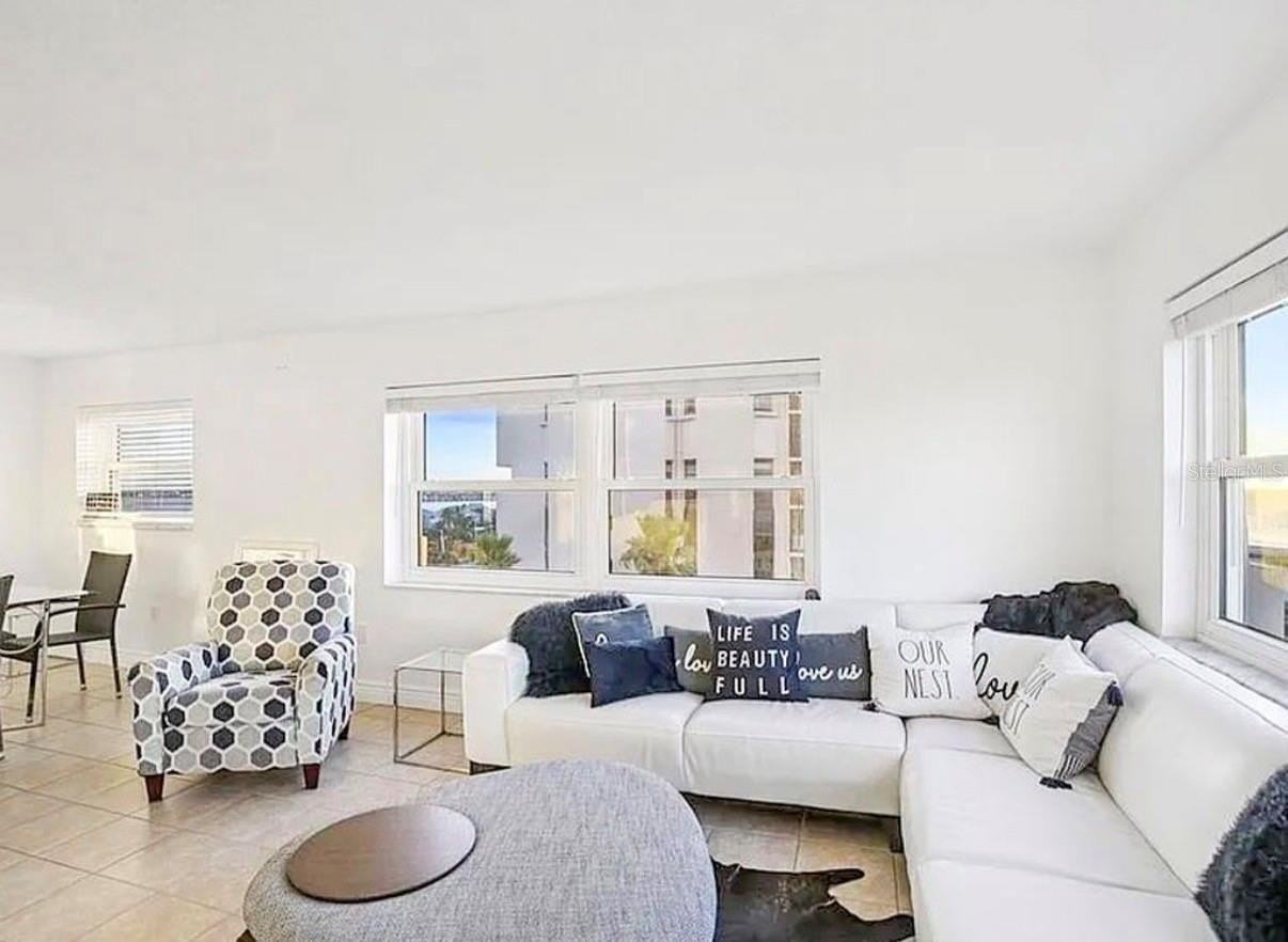 1270 Gulf Blvd #701 - Photo 7 of 15