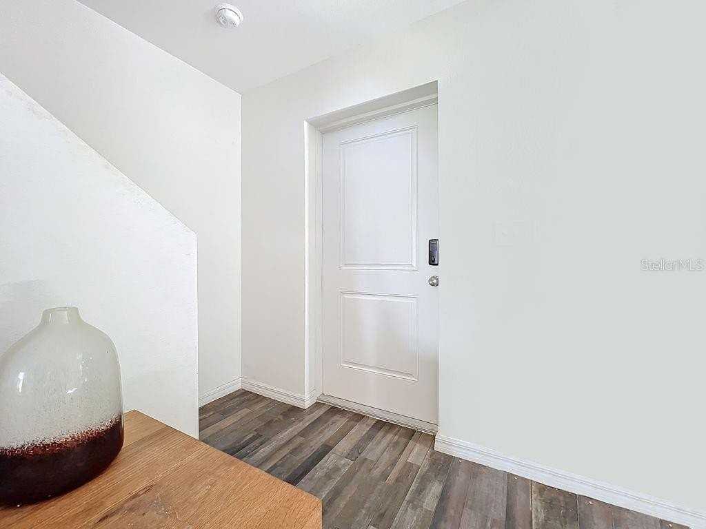 17209 Sabrina Cir - Photo 2 of 22