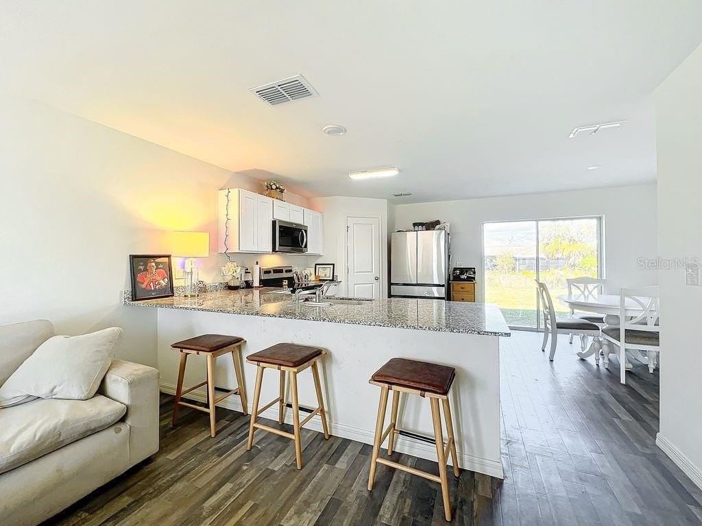 17209 Sabrina Cir - Photo 6 of 22